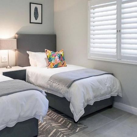 Waterfront Getaway, 2 Bedroom Seaside Bliss 乌姆德洛蒂 外观 照片